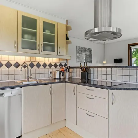 Davida - 400m From The Sea By Interhome *