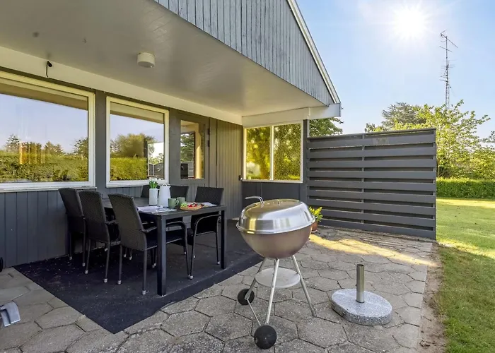 Davida - 400m From The Sea By Interhome Bøtø By